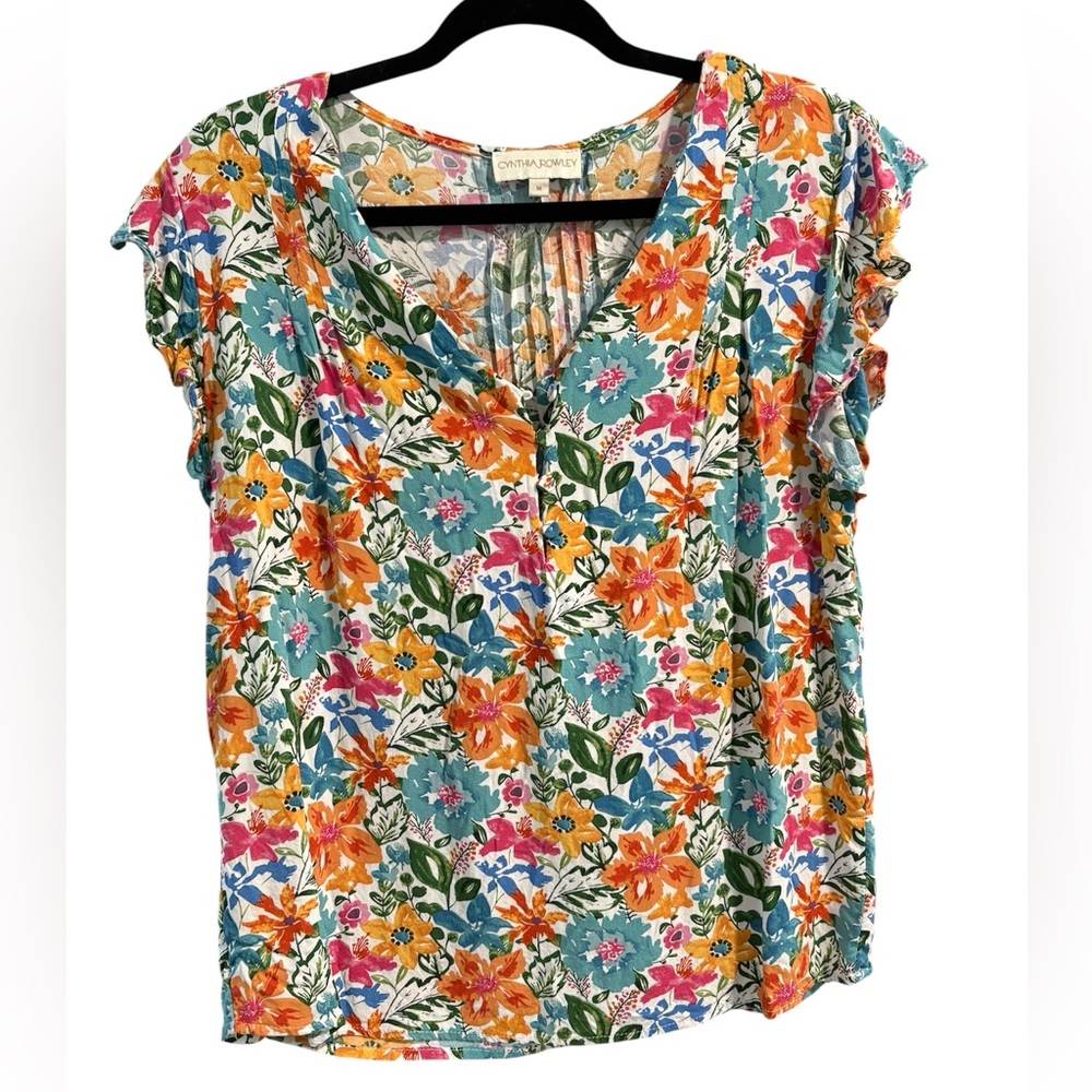 Cynthia Rowley Floral Lightweight Rayon Short‎ Sleeve Blouse- Medium